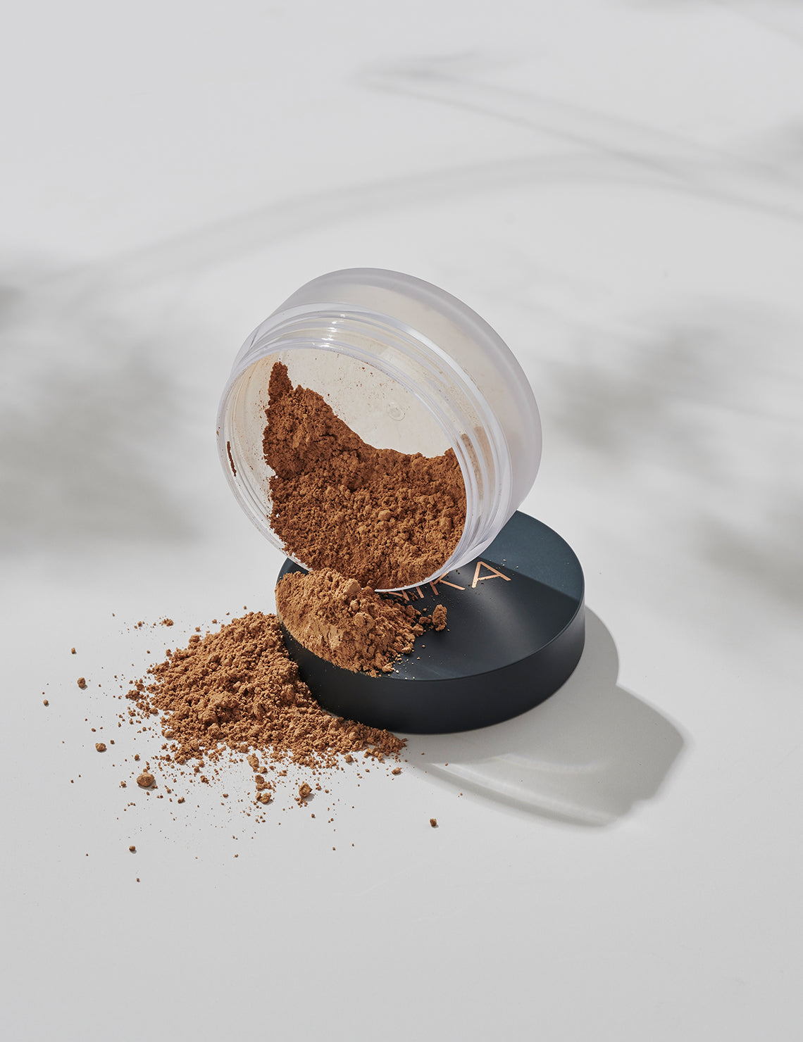 INIKA Organic Loose Mineral Bronzer (Sunkissed) | INIKA Organic | Lifestyle 01