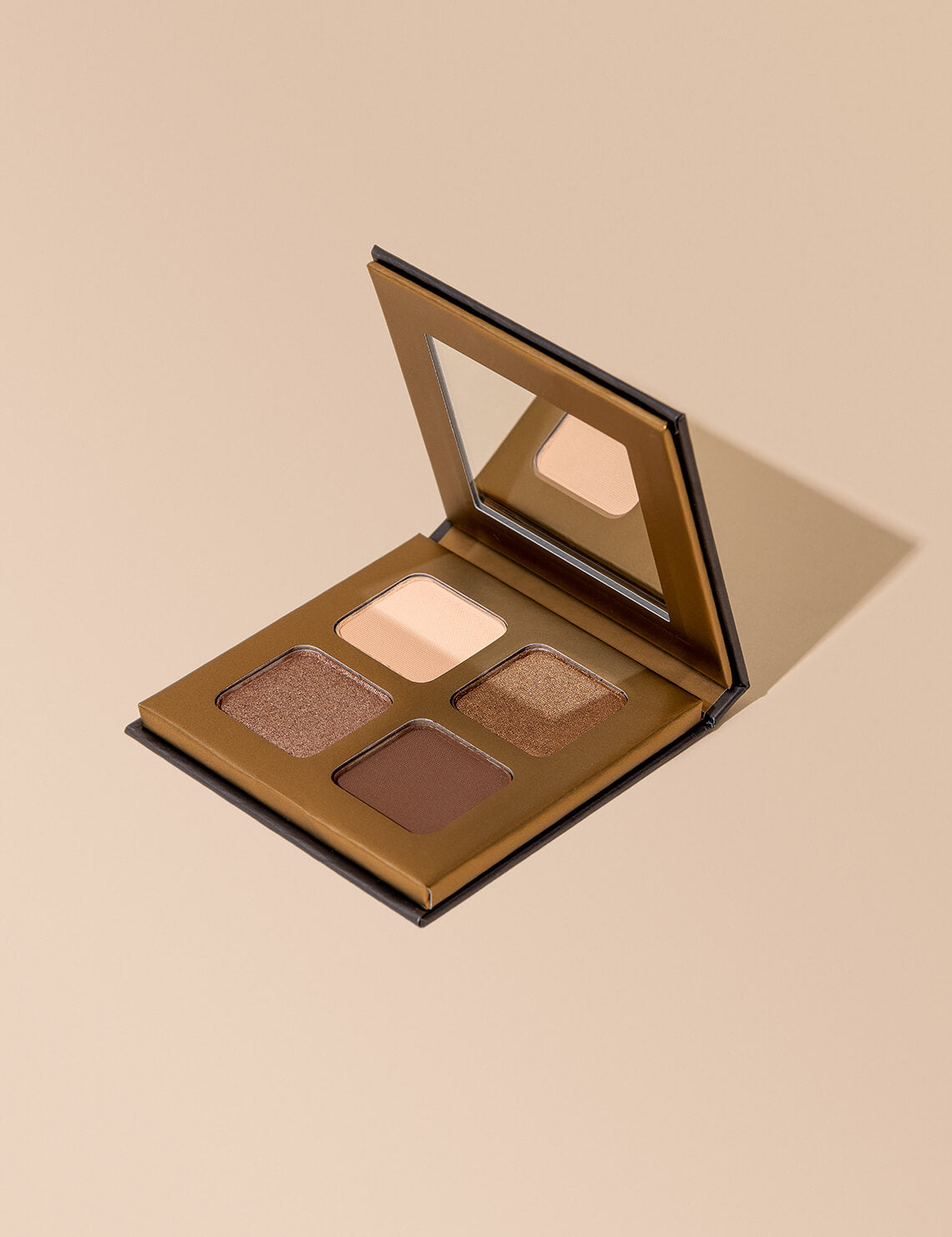 INIKA Organic Quad Eyeshadow Palette (Wind) | INIKA Organic | Lifestyle 01